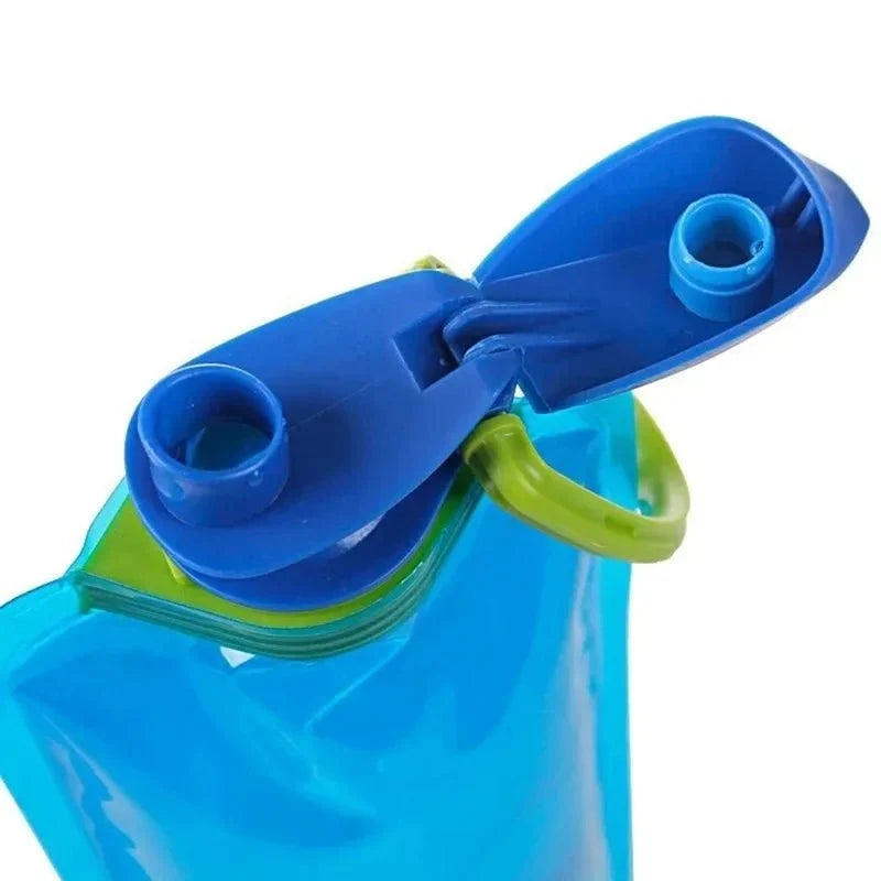 Reusable Foldable Water Bottle – 700ml Camping Flask